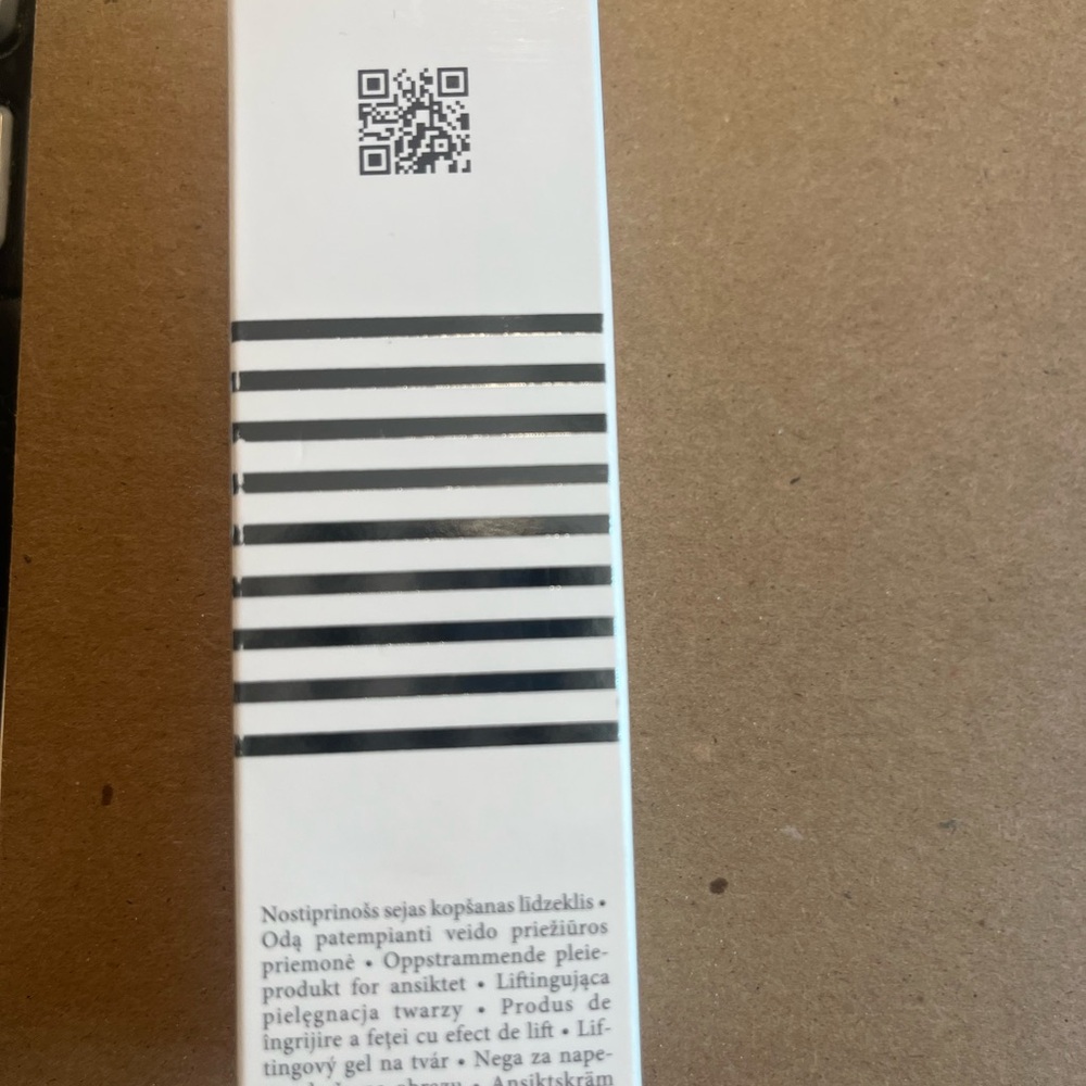 Sisley-Paris Double Tenseur Skincare Nee in Package - Picture 4 of 4